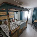 Haus Edelweiss * 容霍尔茨