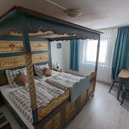 Haus Edelweiss * 융홀츠